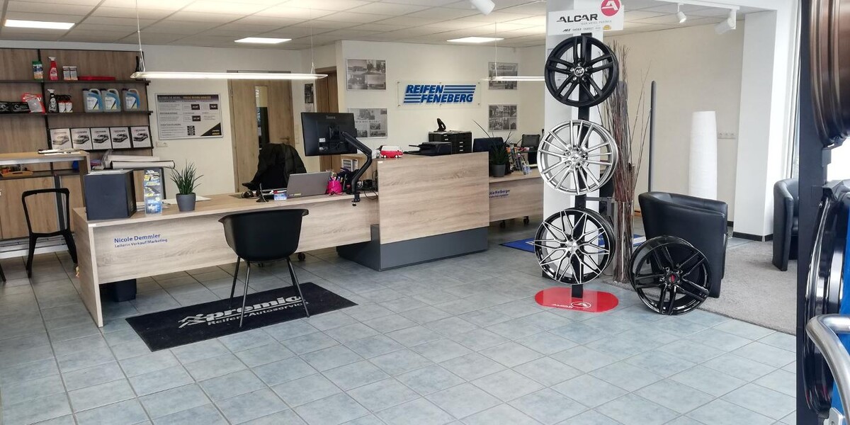 Bilder Premio Reifen + Autoservice Reifen Feneberg AG