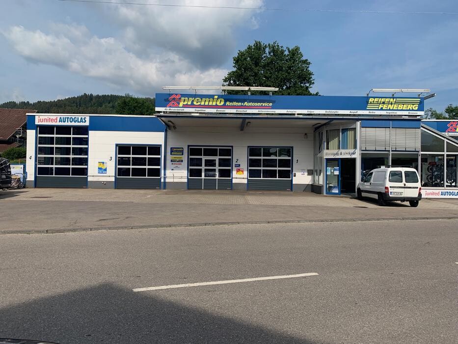Bilder Premio Reifen + Autoservice Reifen Feneberg AG