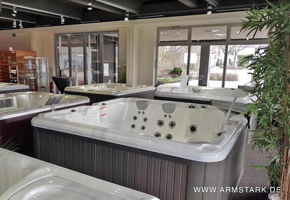 Bilder ARMSTARK Whirlpools, Swim Spas, Saunen & Infrarotkabinen