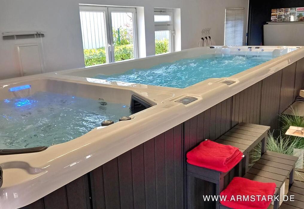 Bilder ARMSTARK Whirlpools, Swim Spas, Saunen & Infrarotkabinen