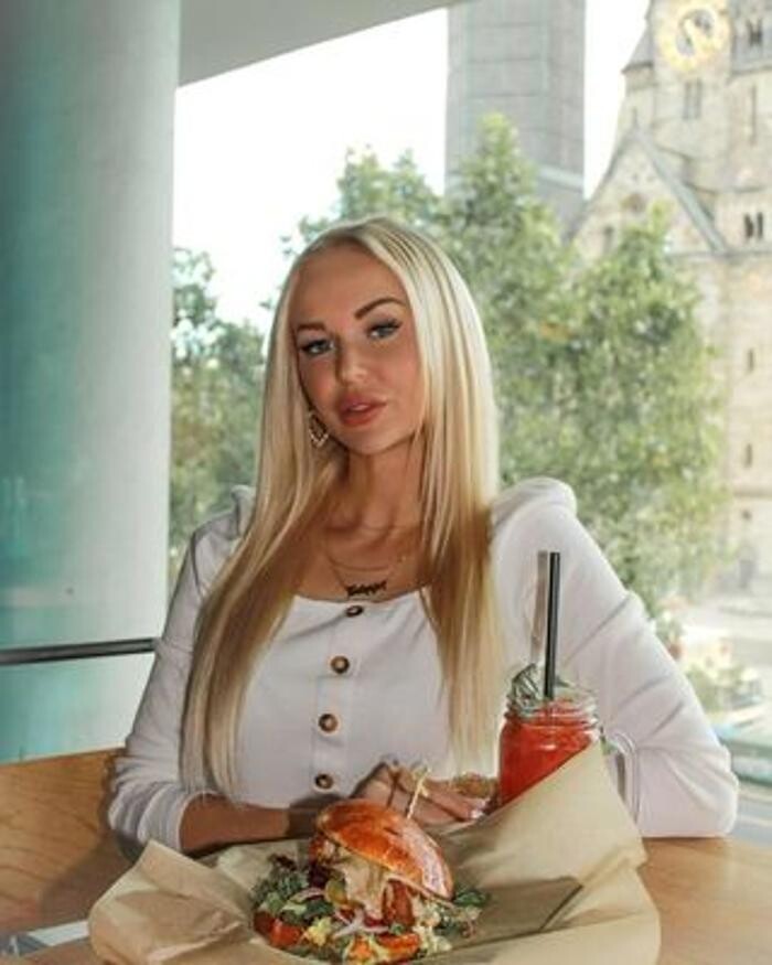 Bilder Spreegold Bikini Berlin