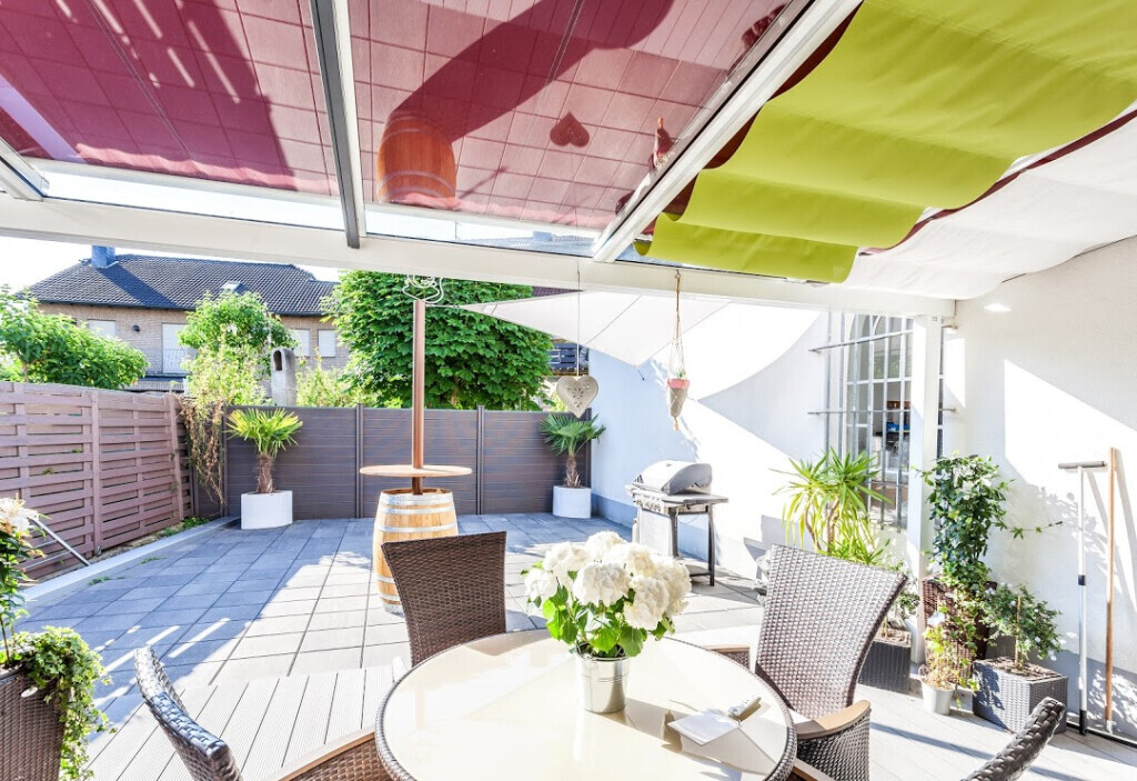 Bilder Jalousiendoc.de  Wenn die Jalousie stockt, rufen Sie den Jalousiendoc!