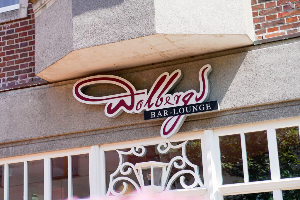 Bilder W.P. highlights - Werbepylone | Werbeschilder | Lichtreklame