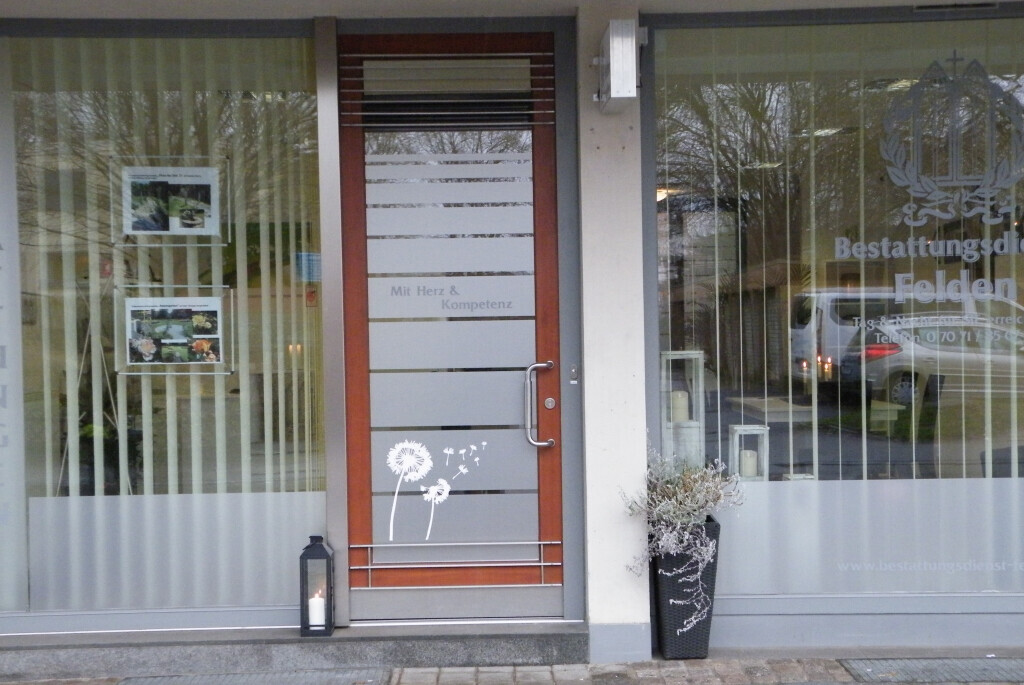 Bilder Bestattungsdienst Felden