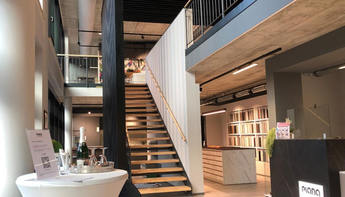Bilder PLANA Küchenstudio Stuttgart