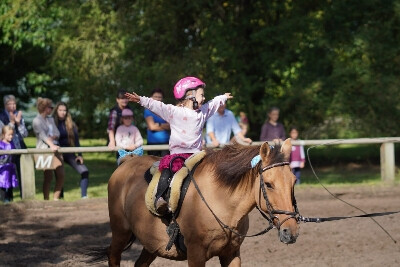 Bilder Reiterhof Daugzin C. Edel & E. Berkhahn GbR
