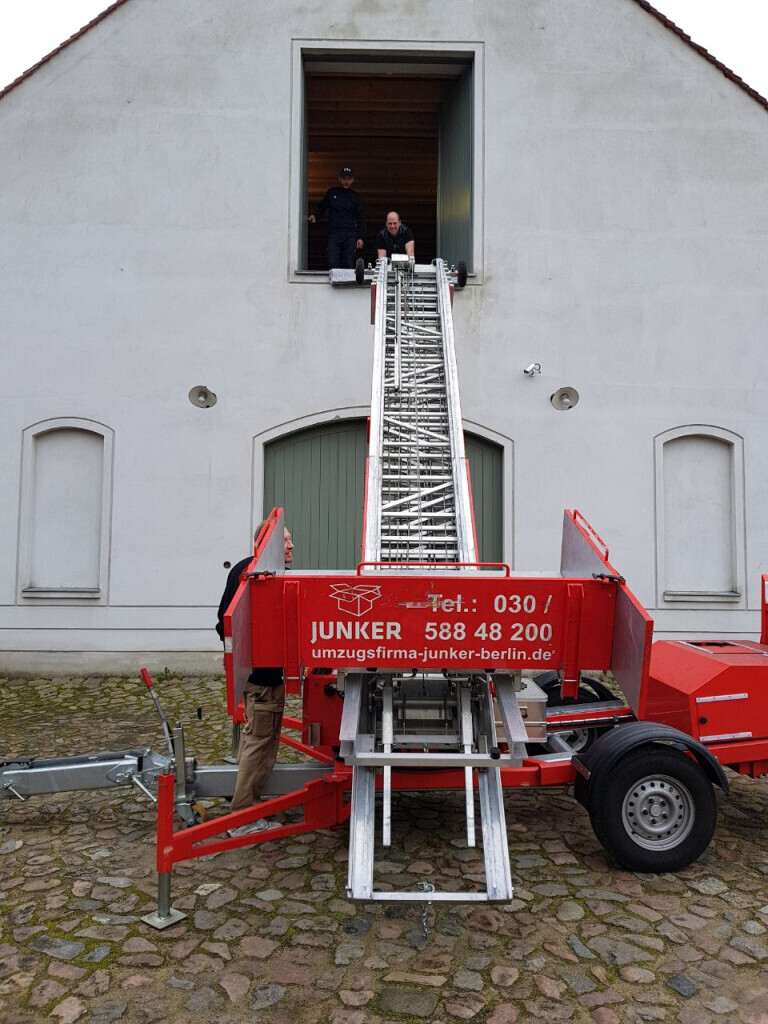 Bilder Möbellift Vermietung Berlin