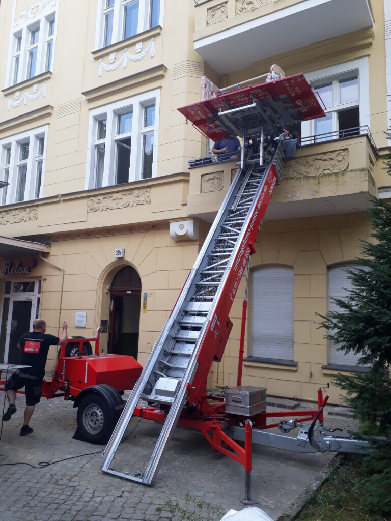 Bilder Möbellift Vermietung Berlin