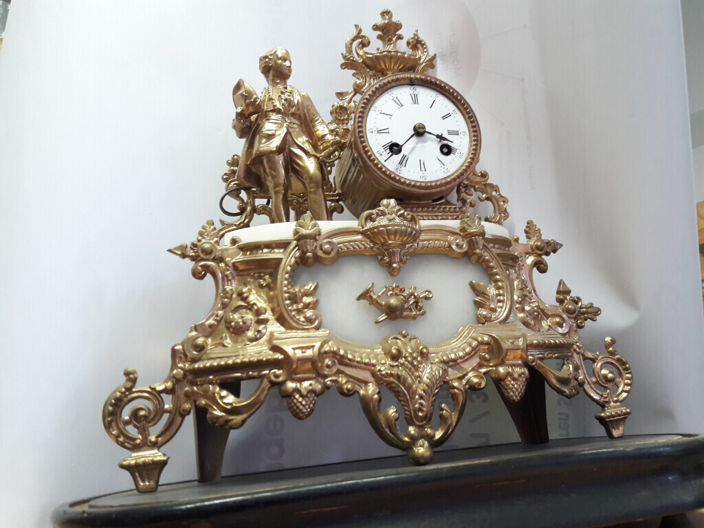 Bilder Your-Time, der kreative Uhrmacher