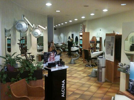 Bilder Haarstudio Leonhard