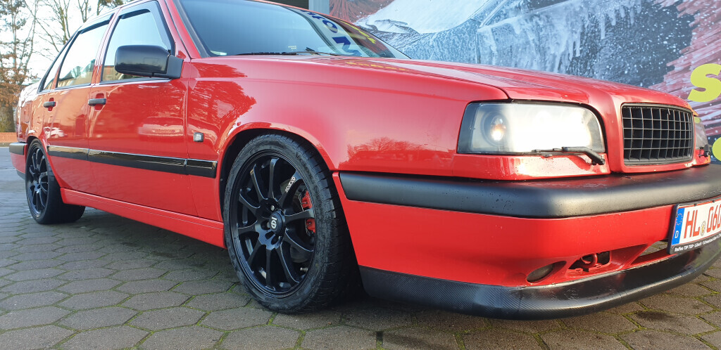 Bilder Reifen & Kfz-Meisterbetrieb TIP TOP Lübeck