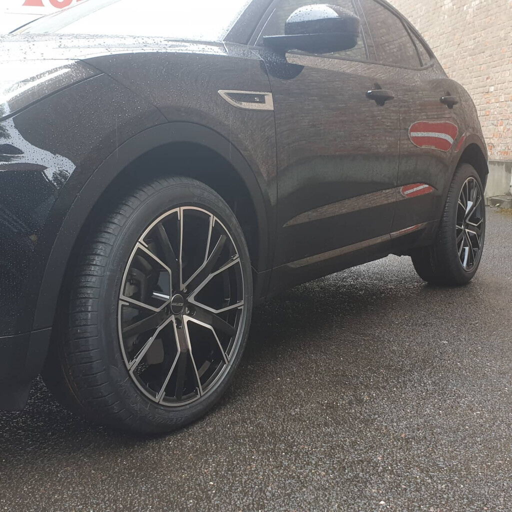 Bilder Reifen & Kfz-Meisterbetrieb TIP TOP Lübeck