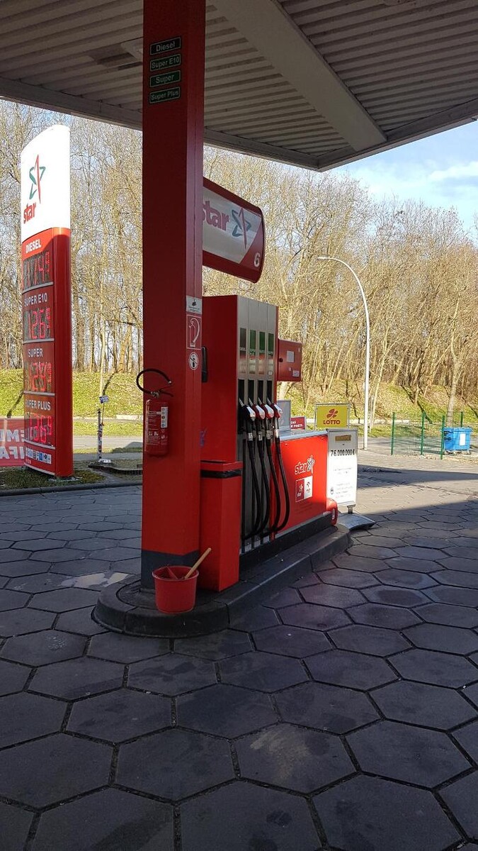 Bilder star Tankstelle