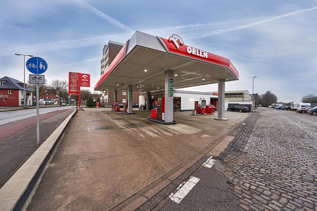 Bilder ORLEN Tankstelle