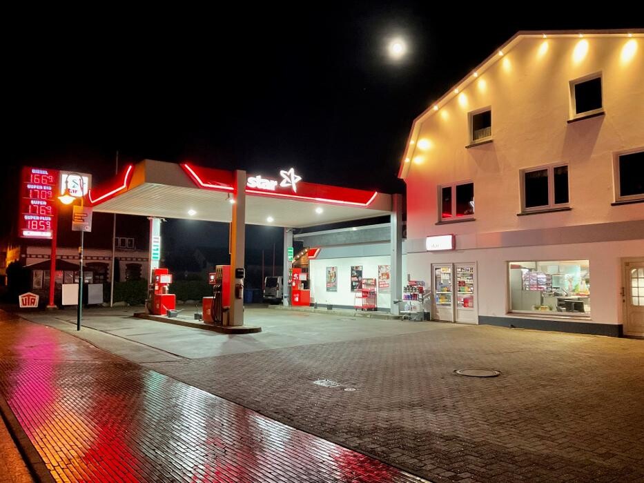 Bilder star Tankstelle