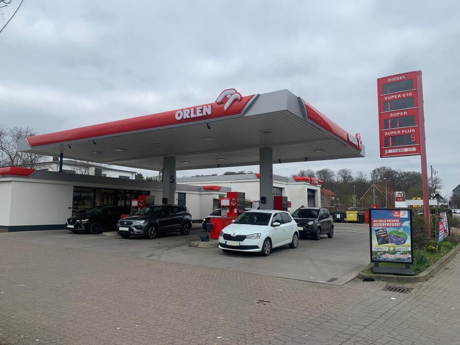 Bilder ORLEN Tankstelle