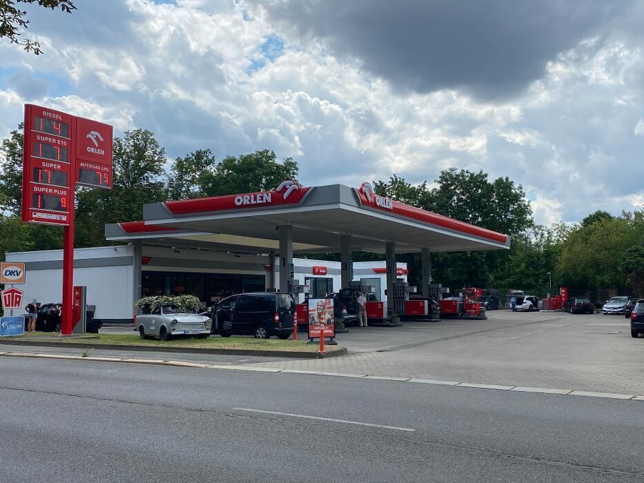 Bilder ORLEN Tankstelle