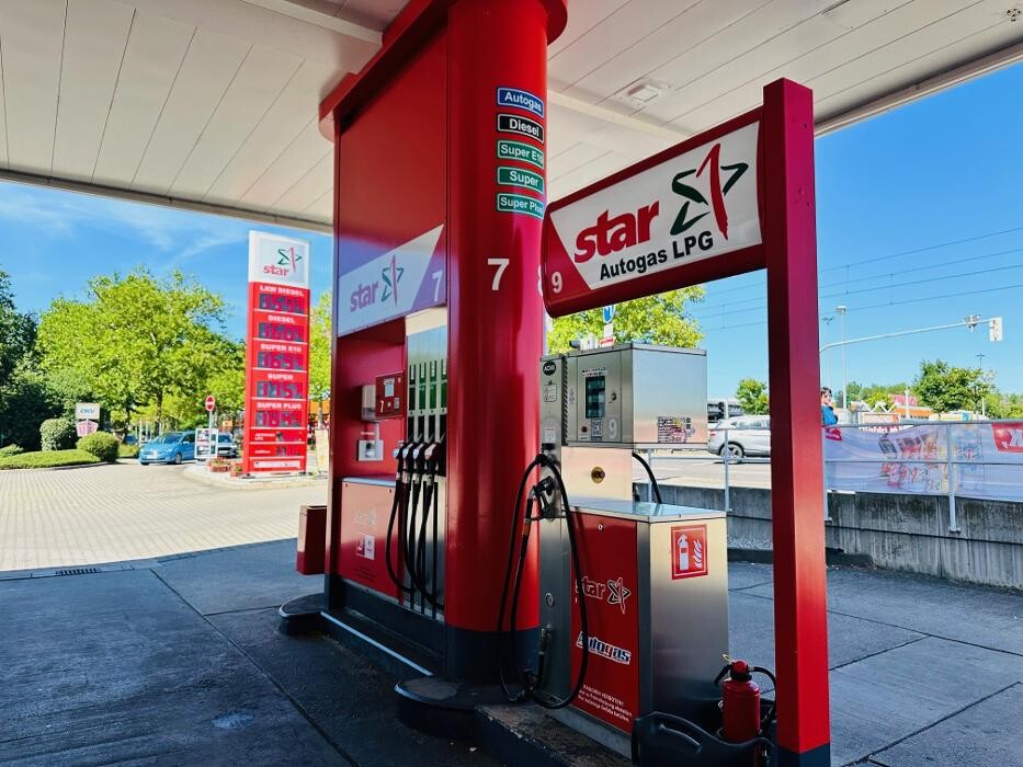Bilder star Tankstelle