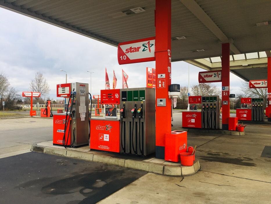 Bilder star Tankstelle