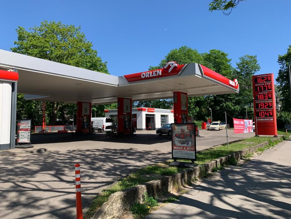 Bilder ORLEN Tankstelle