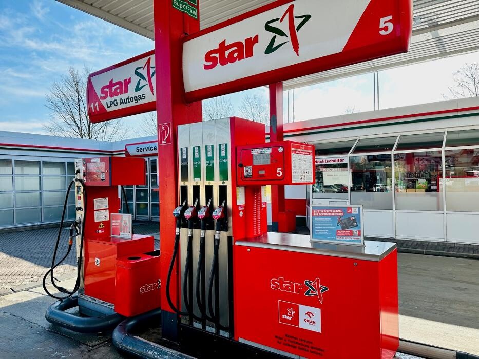 Bilder star Tankstelle