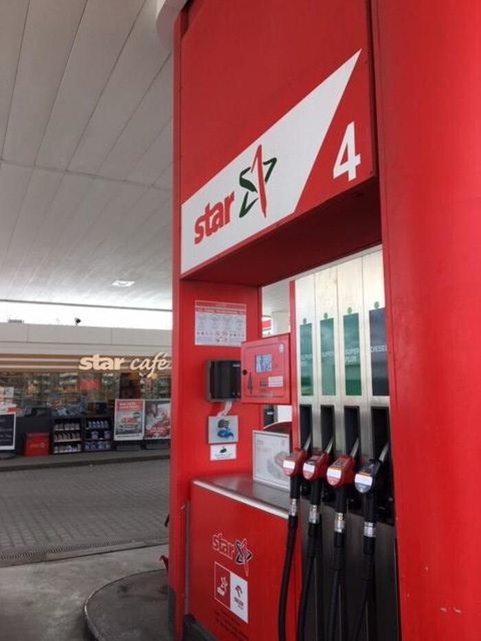 Bilder star Tankstelle