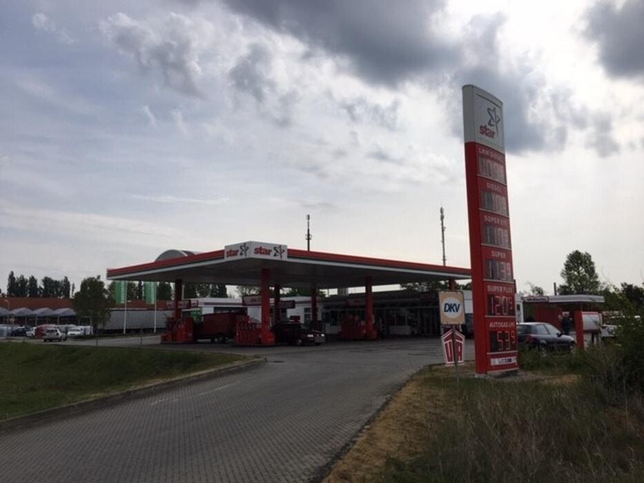 Bilder star Tankstelle