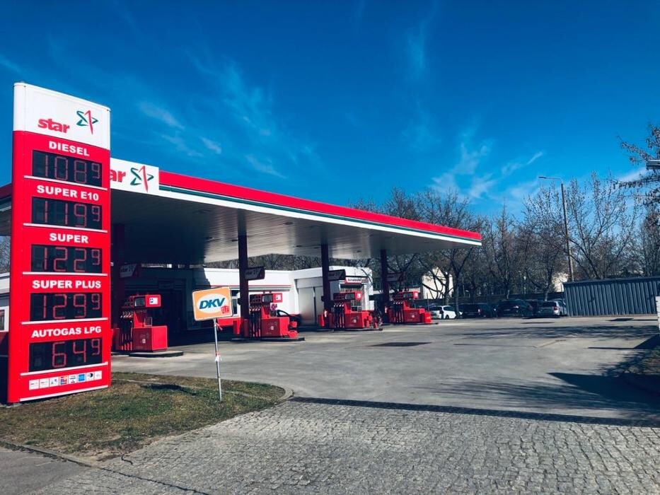 Bilder star Tankstelle