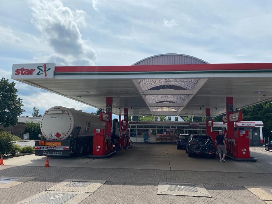 Bilder star Tankstelle