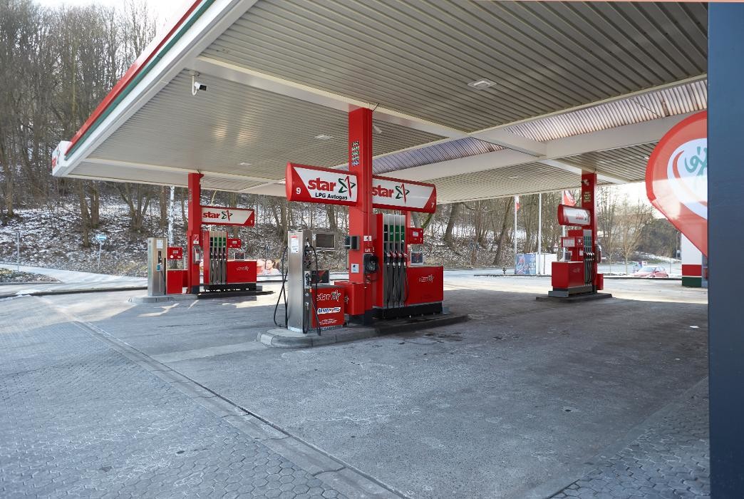 Bilder star Tankstelle