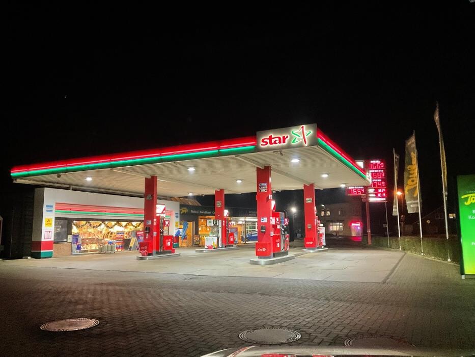 Bilder star Tankstelle