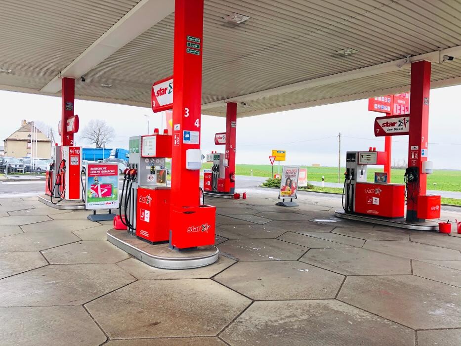 Bilder star Tankstelle