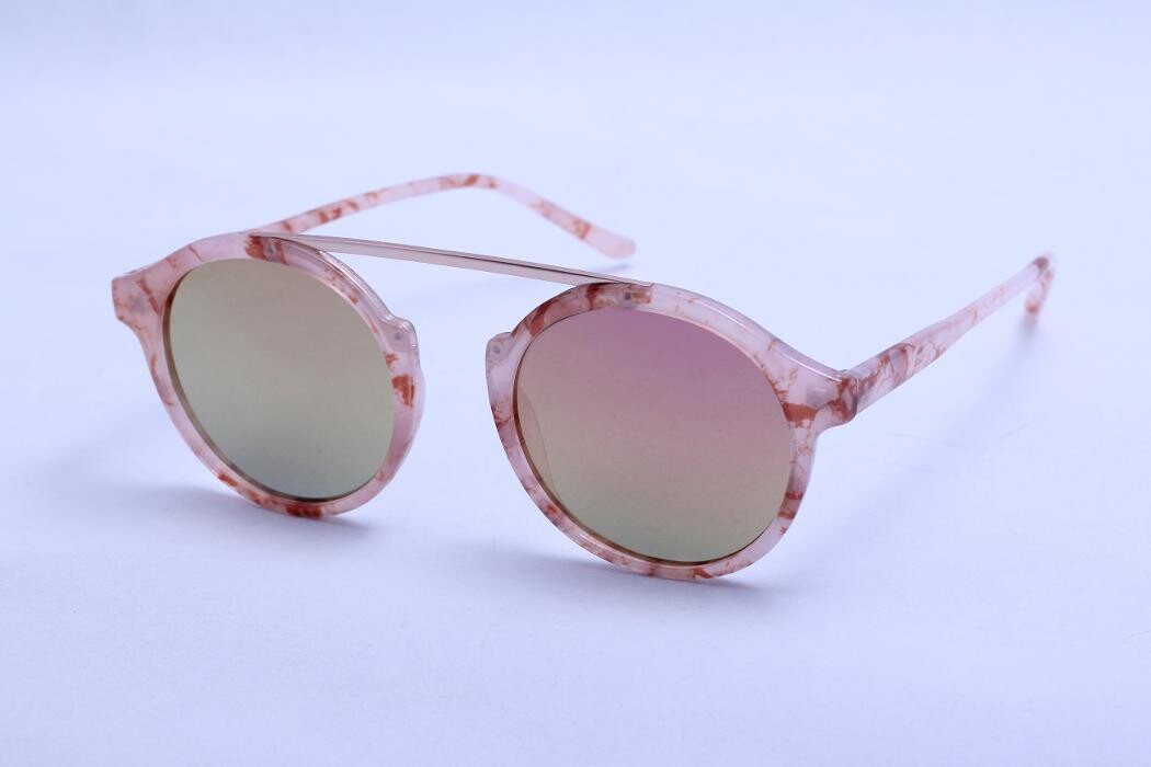Bilder dressyourmind eyewear