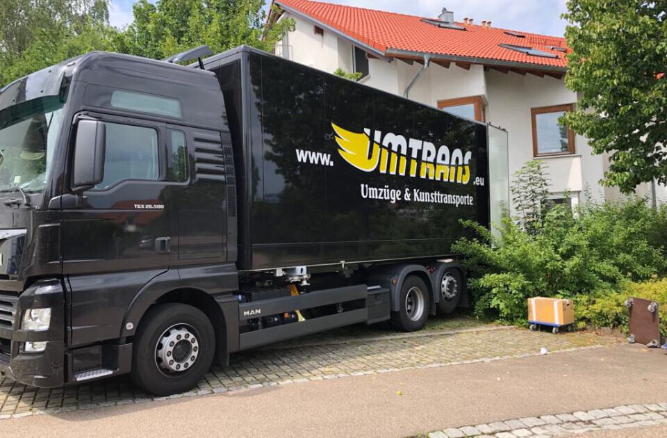 Bilder Umtrans Active Removals & Art Logistics GmbH