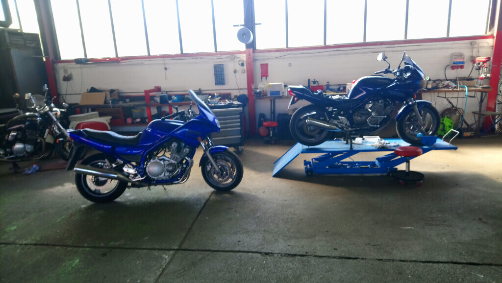 Bilder Müllers Auto & Motorrad Meister & Selbsthilfe Werkstatt