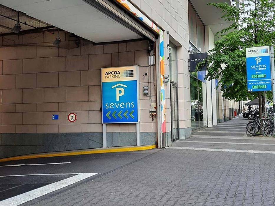 Bilder Parkhaus Sevens APCOA