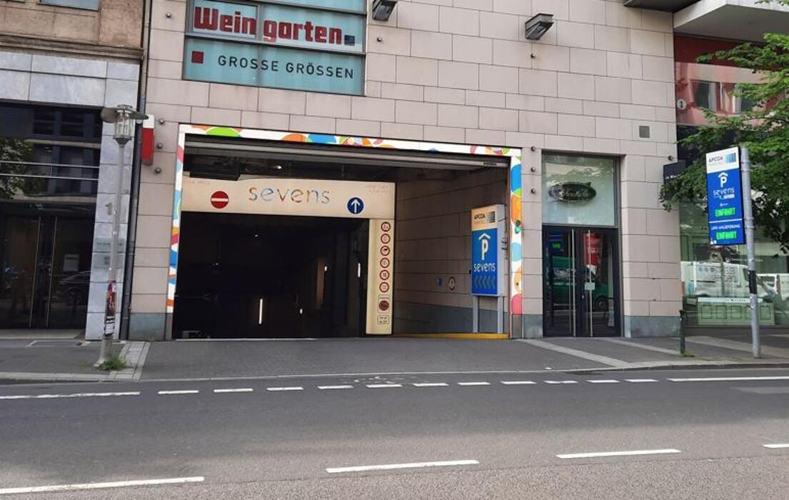 Bilder Parkhaus Sevens APCOA