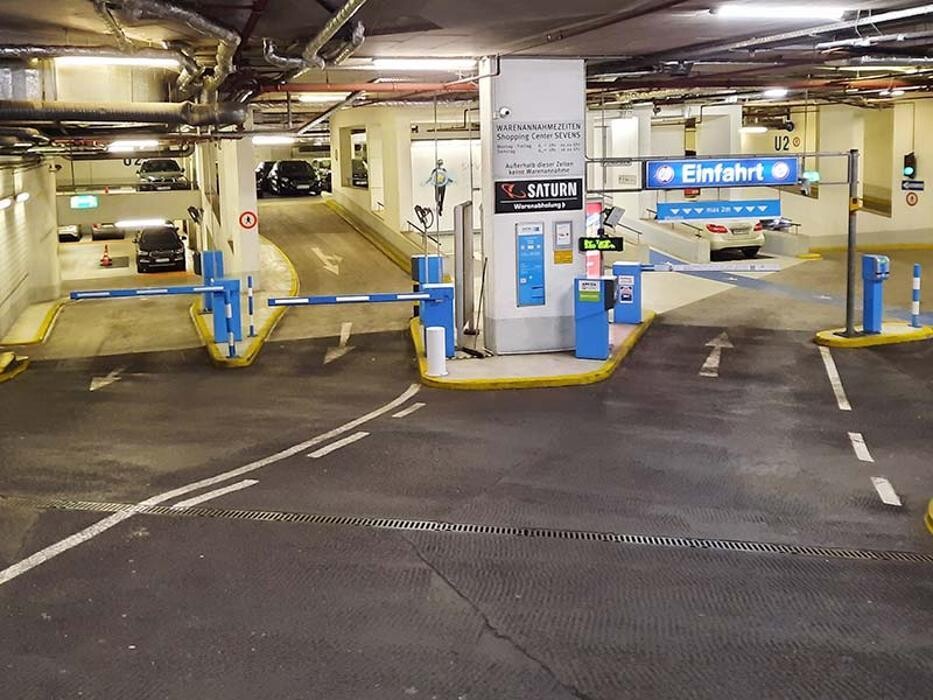 Bilder Parkhaus Sevens APCOA