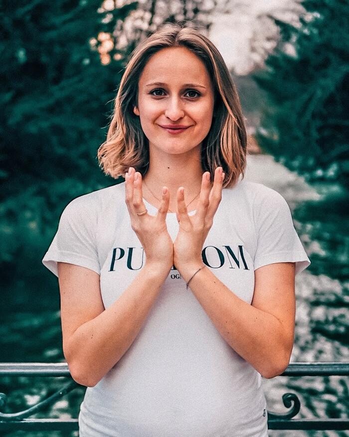 Bilder Luisa Harisch - Schwangerschaftsyoga & Rückbildung München