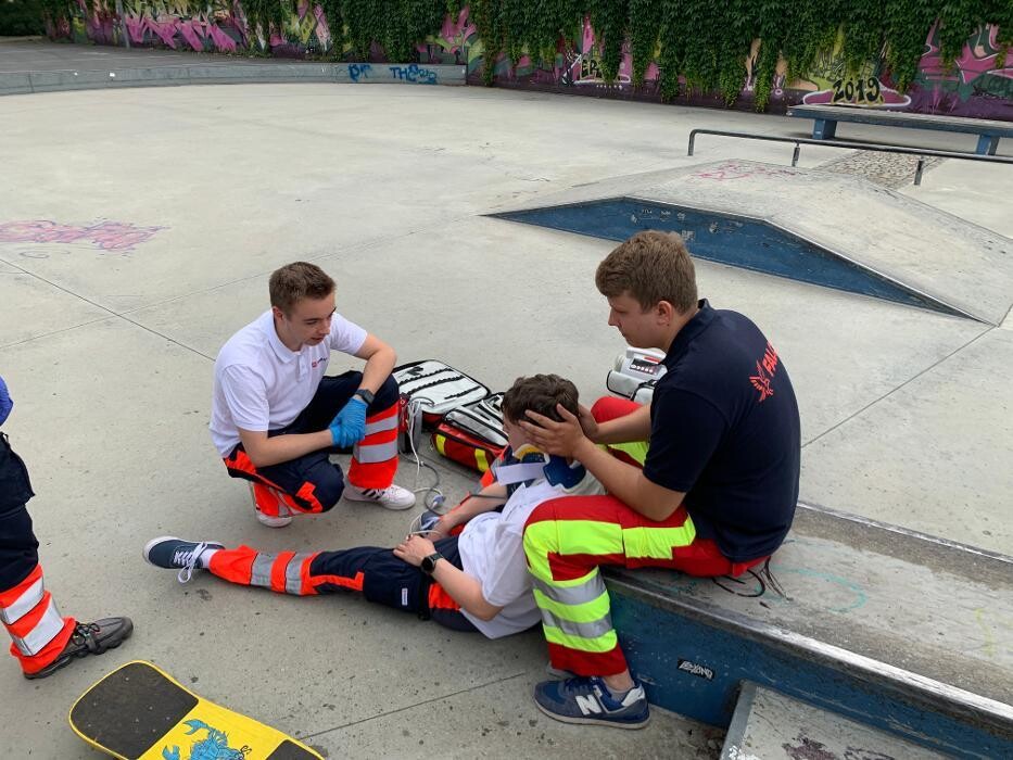 Bilder WBS SCHULEN Dresden Notfallmedizin