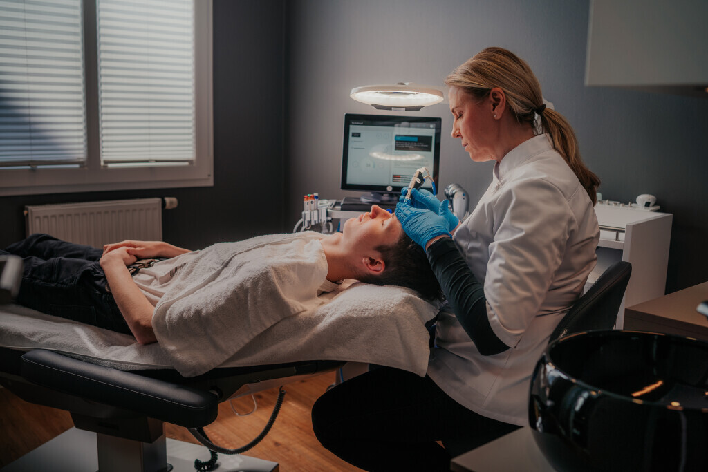 Bilder Margarita M. Cosmetics Premiumkosmetik in Remscheid | Lumecca | Liposana3+ | Hydrafacial | Morpheus8 | Forma | Visia Hautanalyse | Infuzion-System | iSClinical