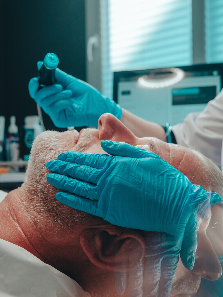 Bilder Margarita M. Cosmetics Premiumkosmetik in Remscheid | Lumecca | Liposana3+ | Hydrafacial | Morpheus8 | Forma | Visia Hautanalyse | Infuzion-System | iSClinical