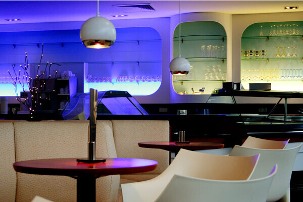 Bilder U. John Möbel- und Innenausbau