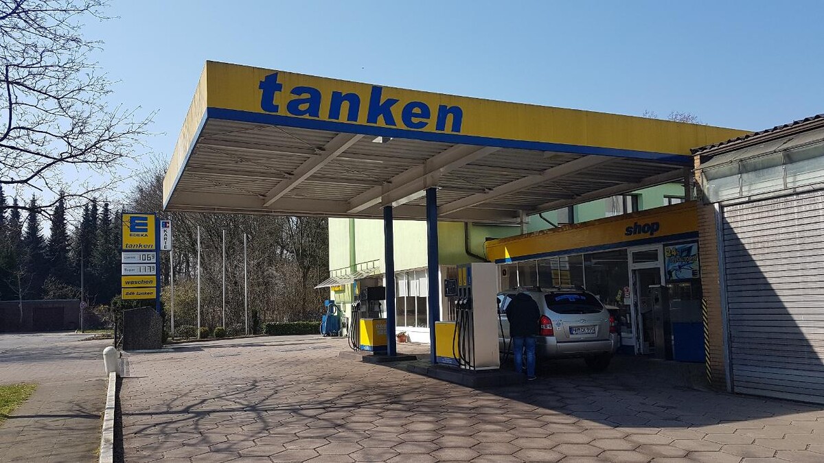 Bilder EDEKA Tankstelle