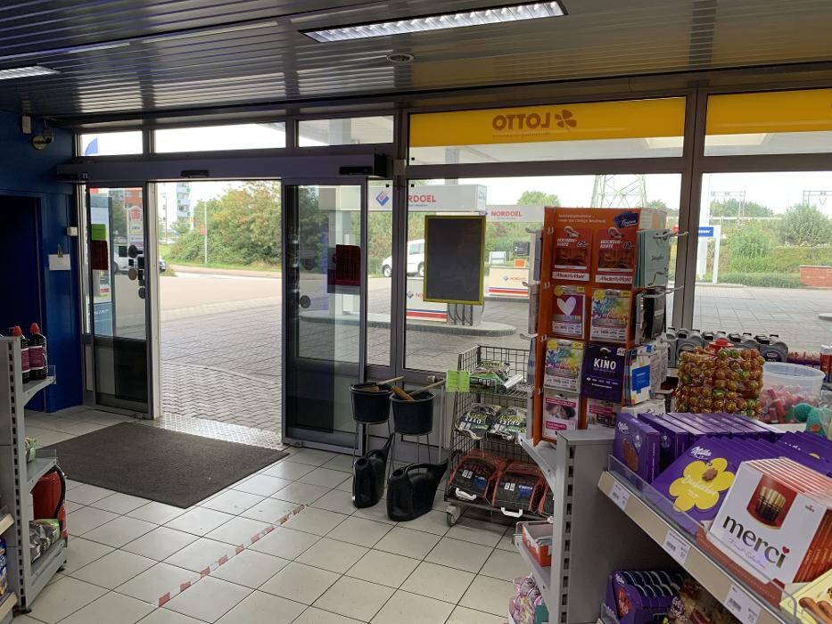 Bilder NORDOEL Tankstelle