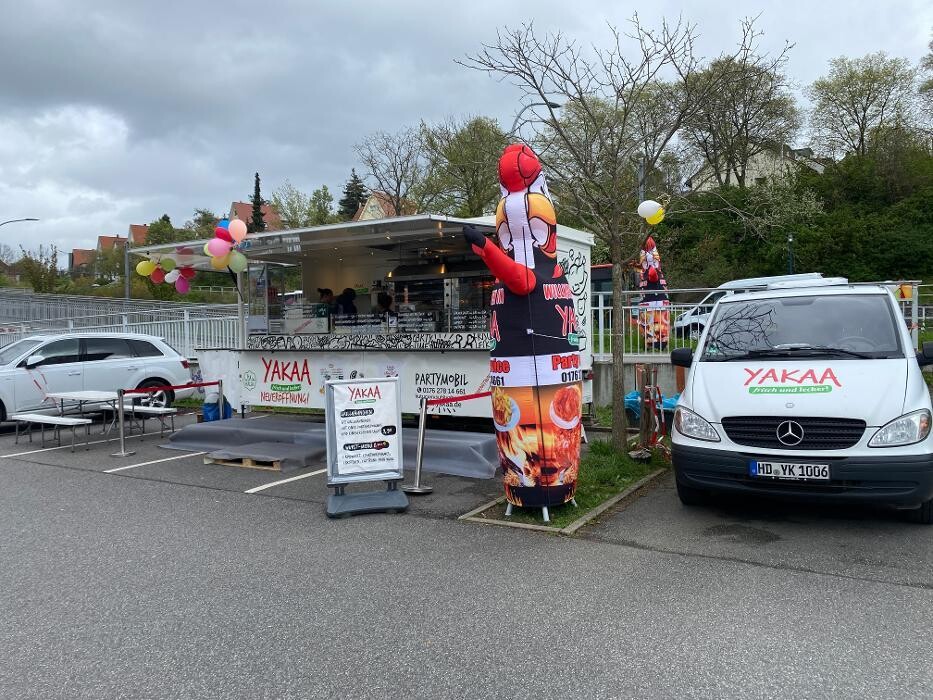 Bilder YAKAA Hähnchen Grill