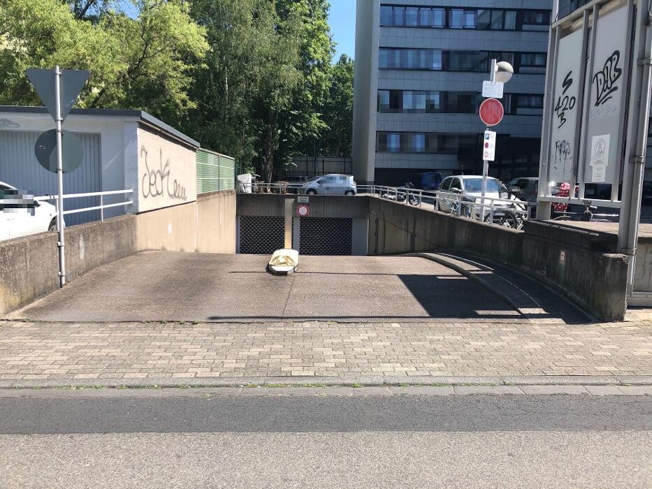 Bilder ampido Parkplatz