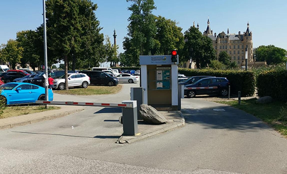 Bilder CONTIPARK Parkplatz Klosterstraße am Schloss