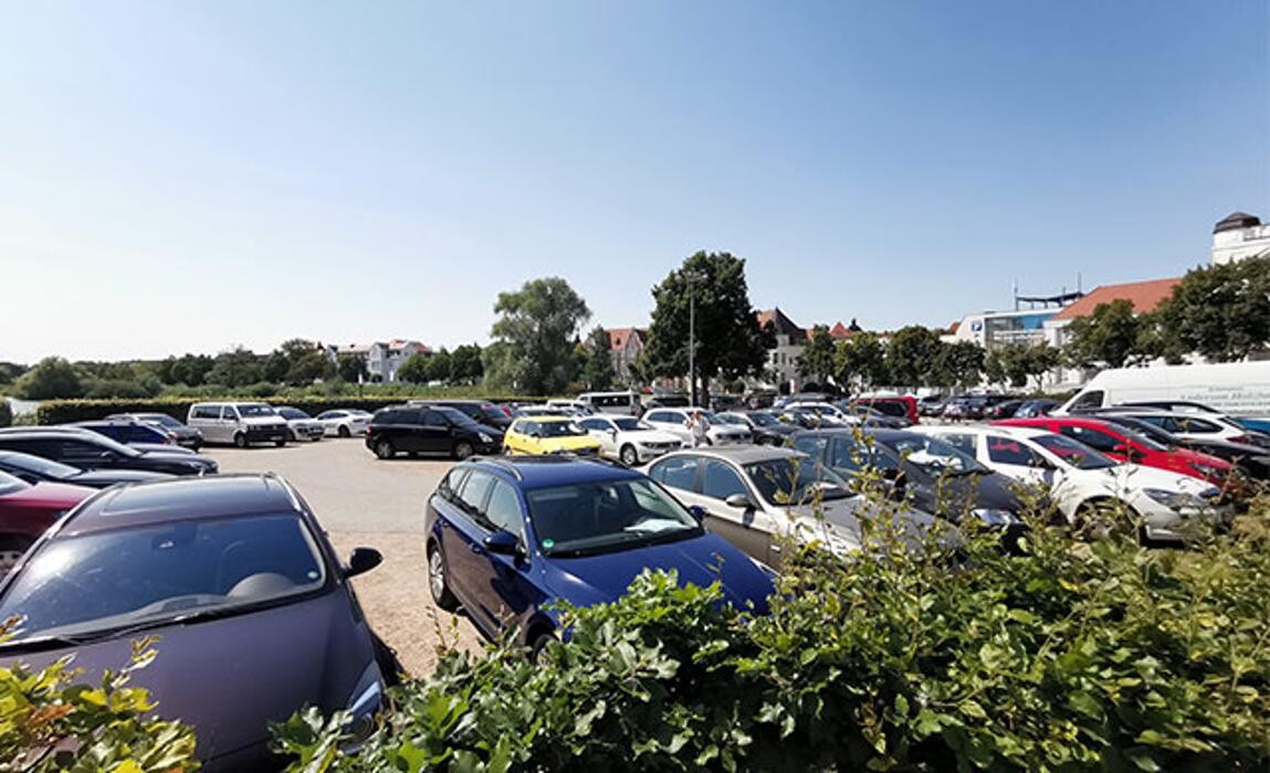 Bilder CONTIPARK Parkplatz Klosterstraße am Schloss
