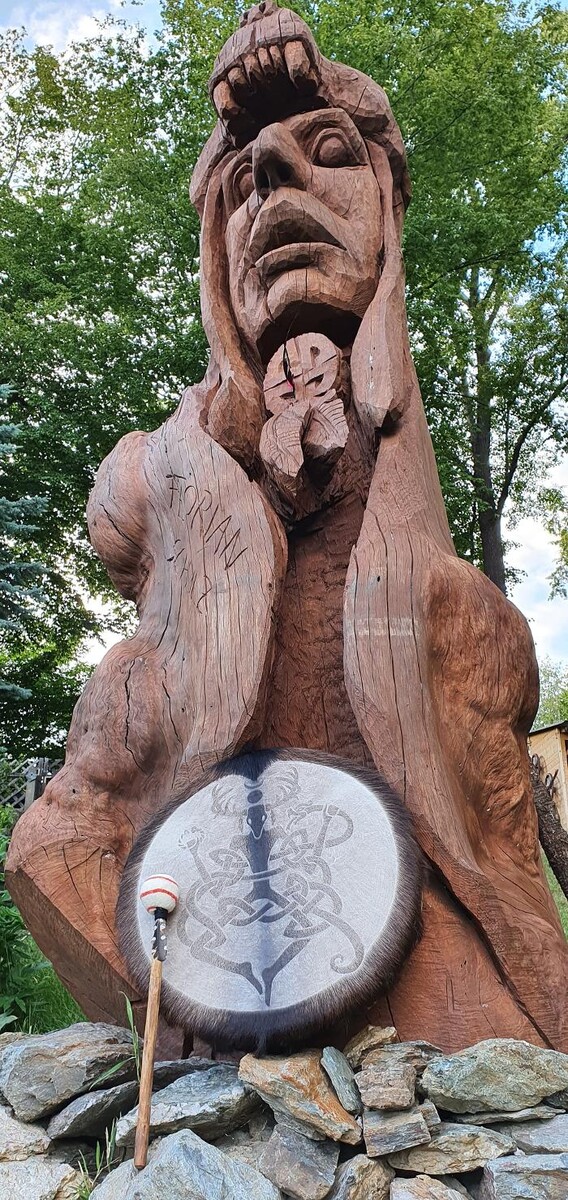 Bilder Ronny Enzmann, der Waldschamane